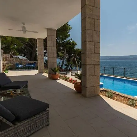 Апартаменты Beachfront Ana In Nemira *